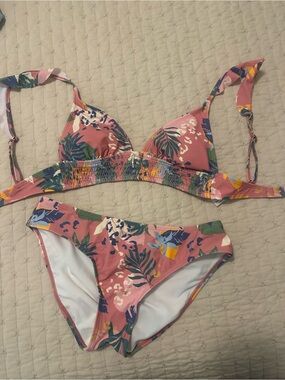 True Craft Multicolor Smocked Bikini Top with Dusty Pink Trim